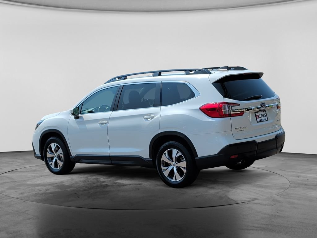 Used 2025 Subaru Ascent Premium AWD/4WD image 5