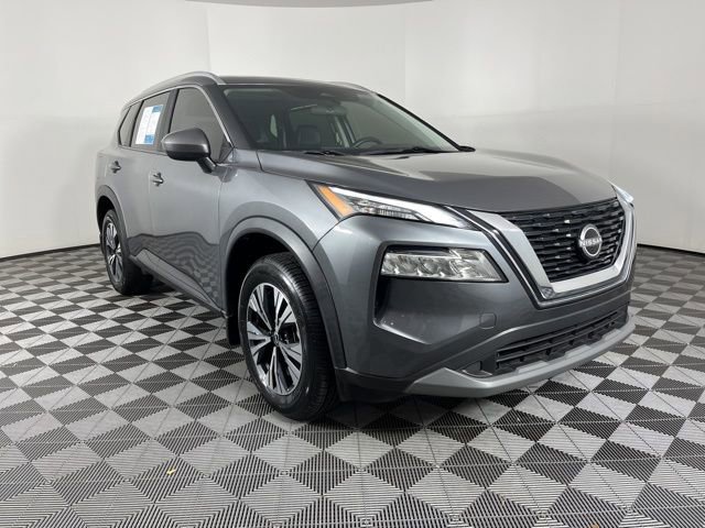 Used 2023 Nissan Rogue SV w/ SV Premium B Package image 2