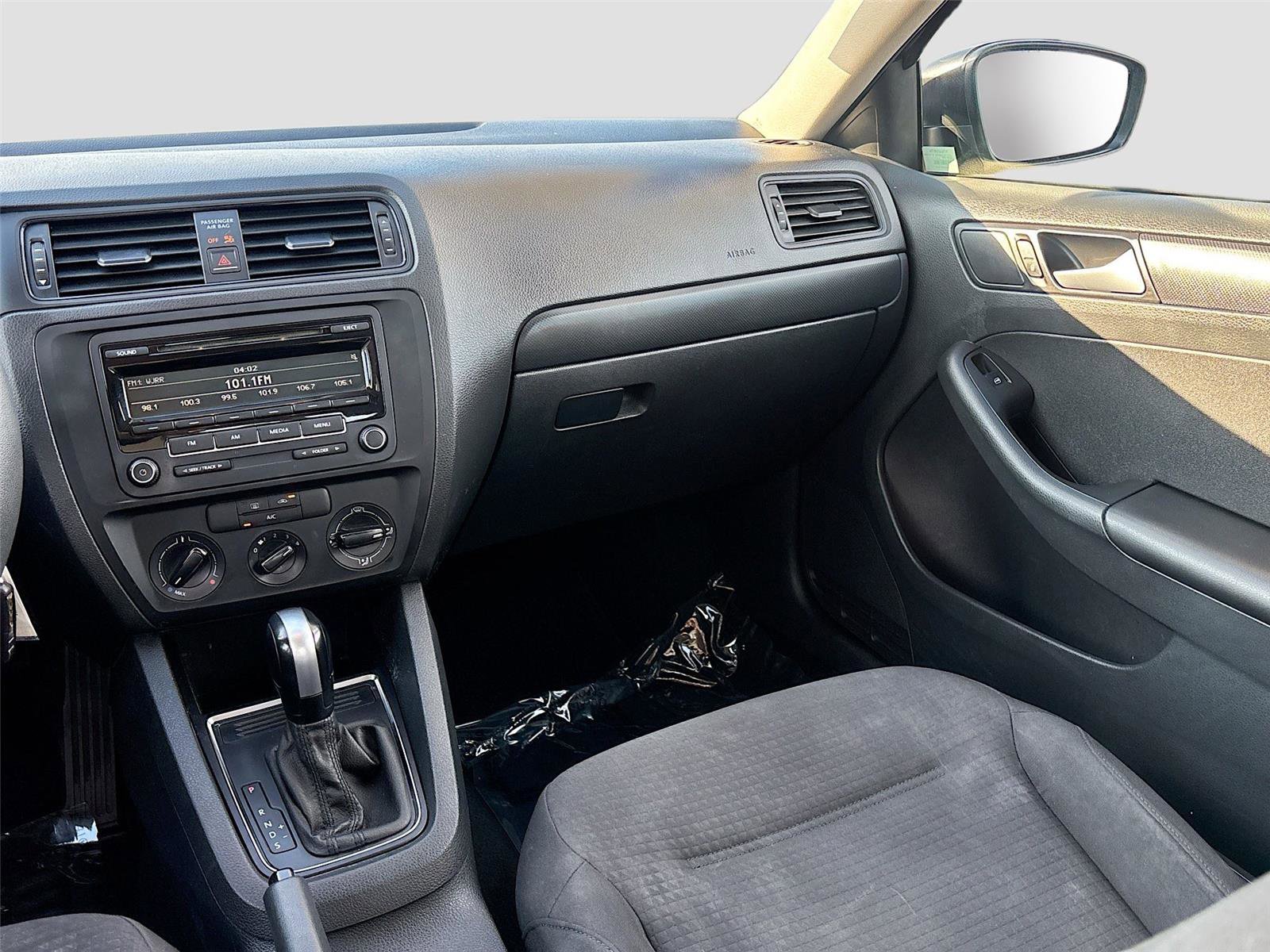 Used 2015 Volkswagen Jetta S w/ Welcome Package image 22