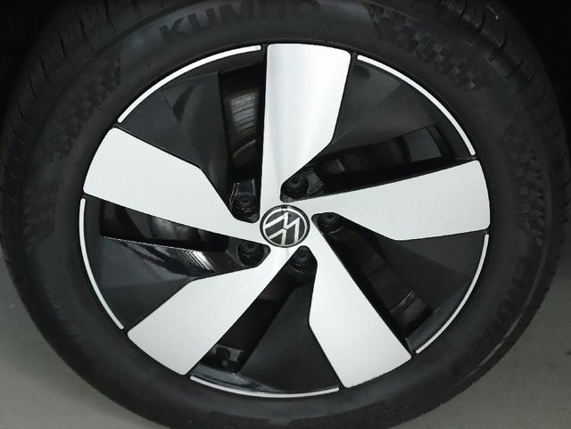 Used 2024 Volkswagen Taos S AWD/4WD image 38