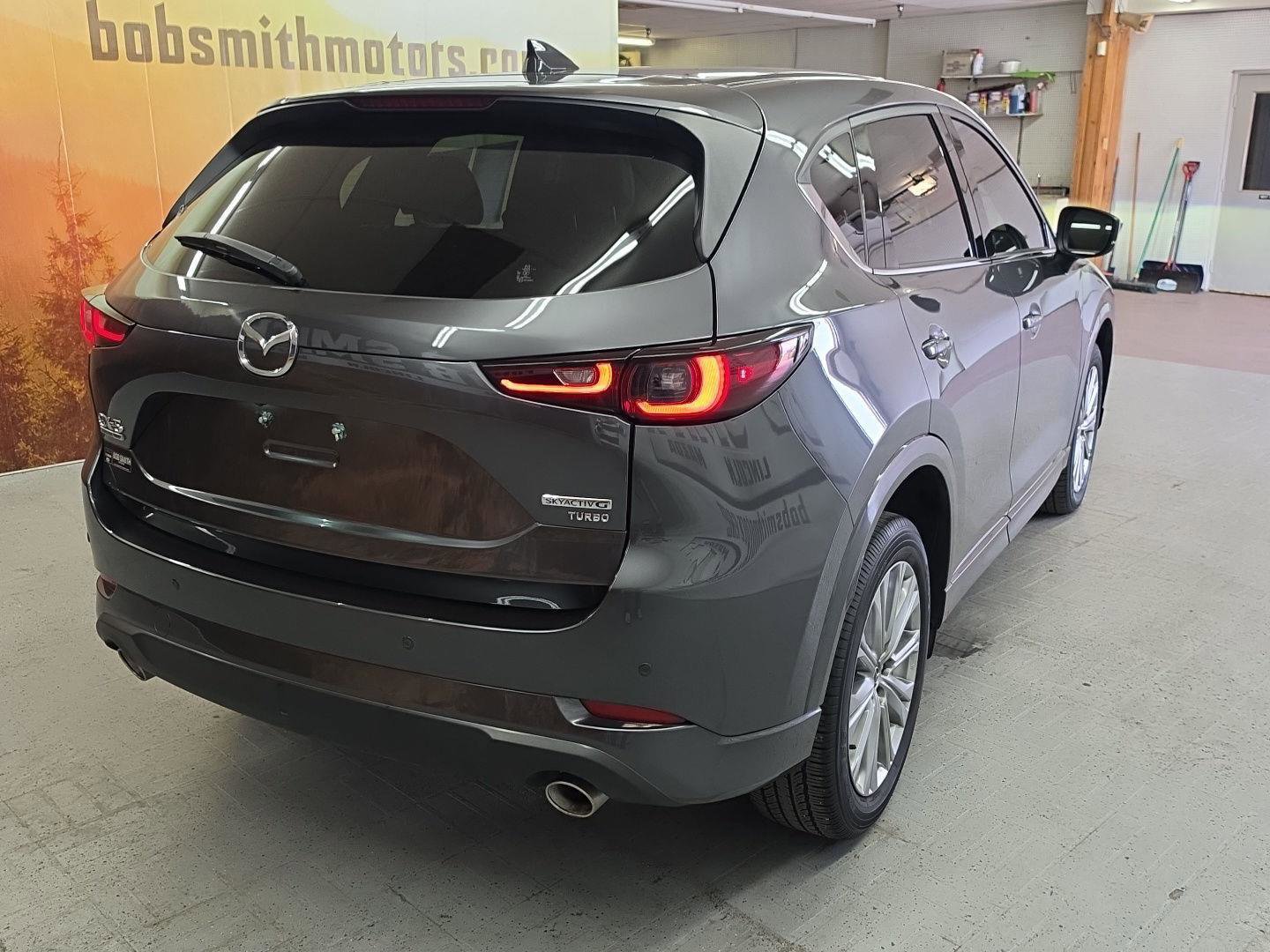 Used 2023 MAZDA CX-5 Signature image 21