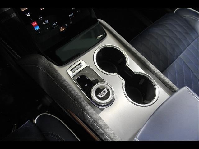 New 2026 Cadillac Vistiq Premium Luxury AWD/4WD image 15