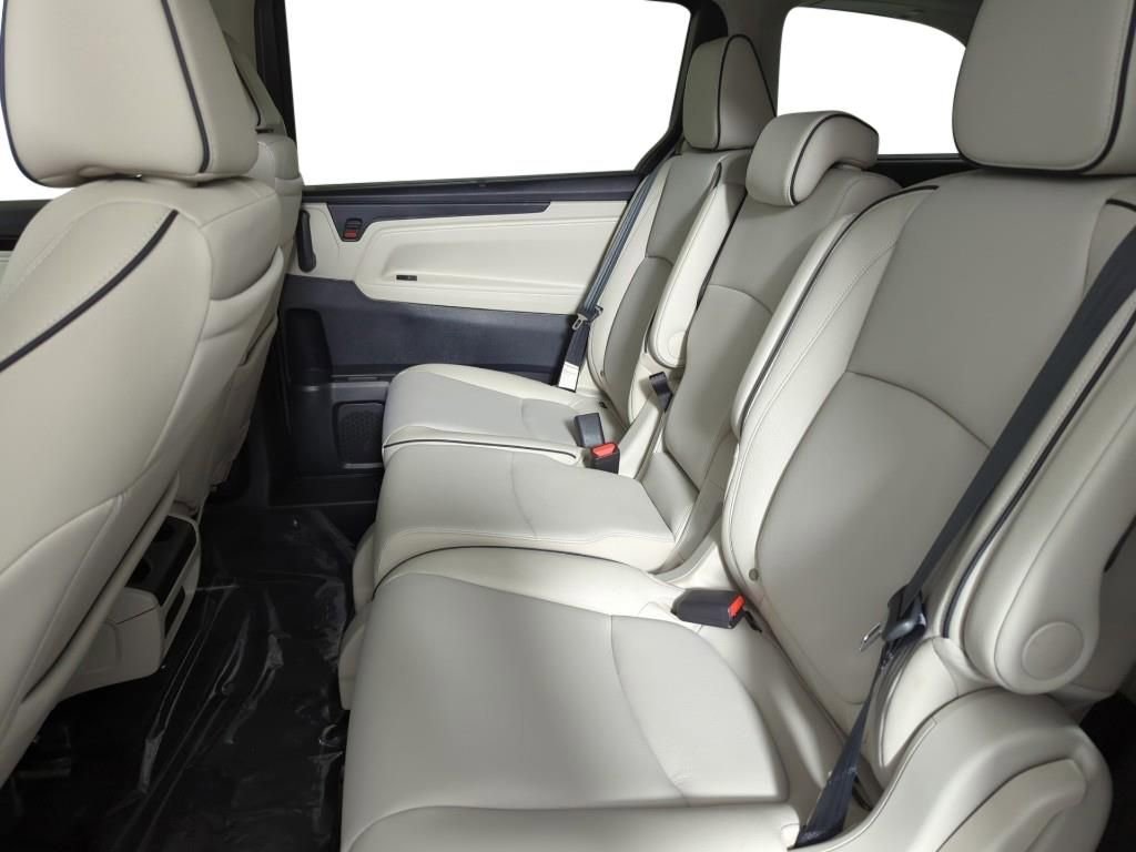 New 2026 Honda Odyssey Touring image 22