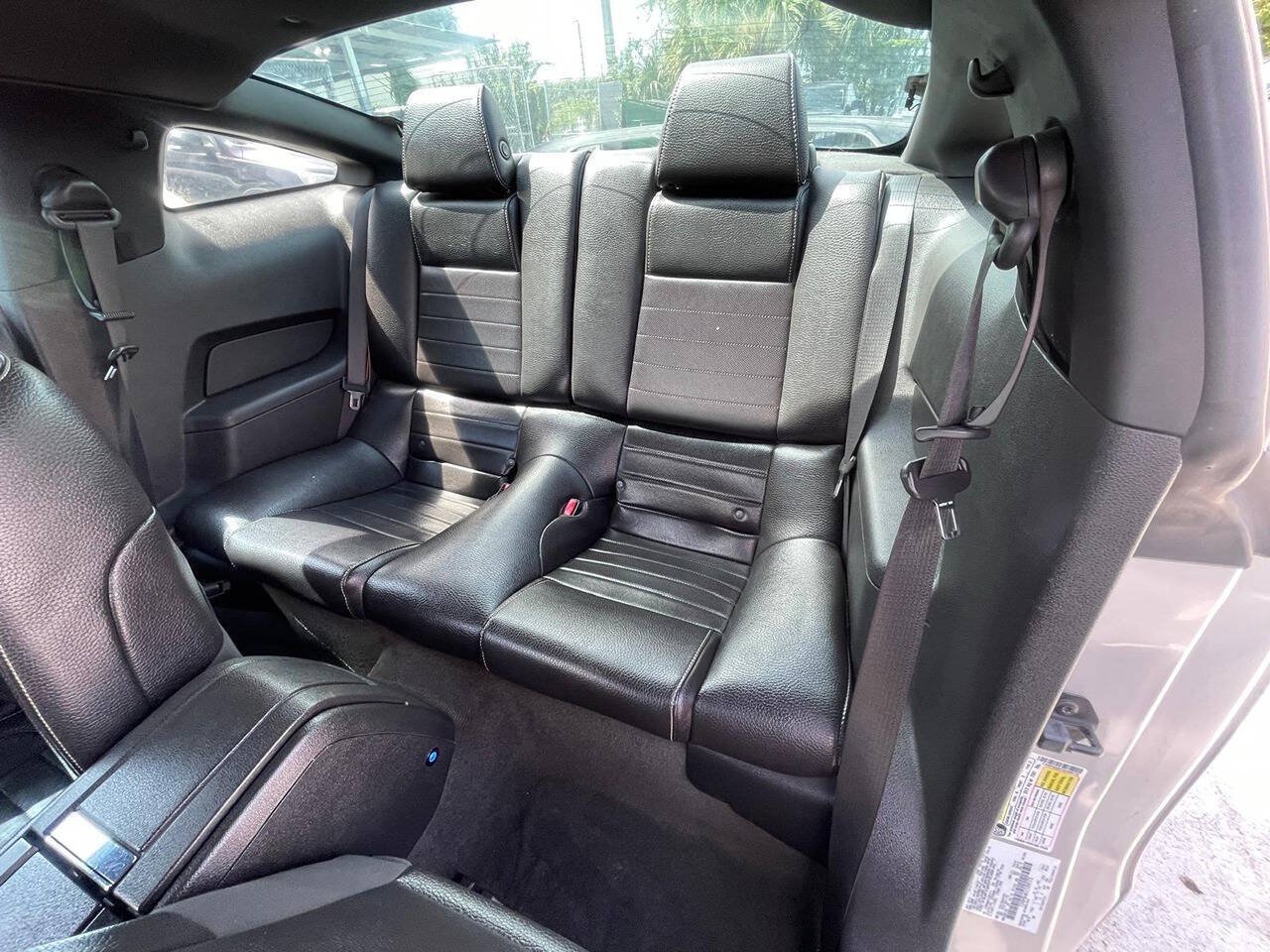 Used 2012 Ford Mustang Premium RWD image 11
