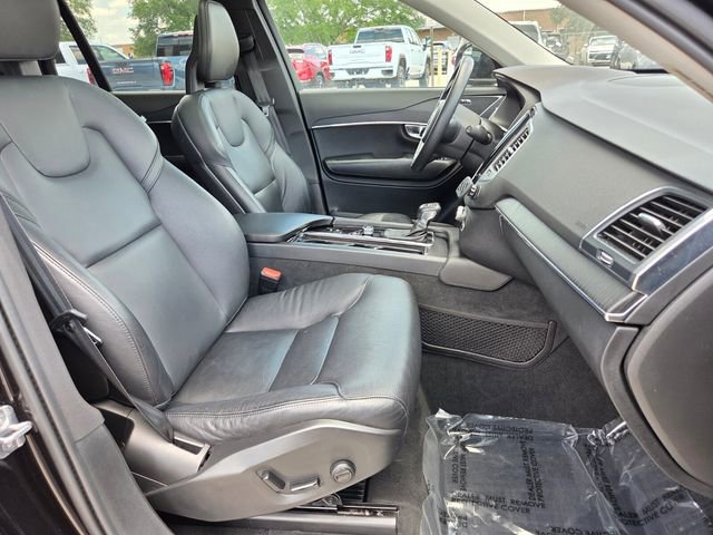 Used 2020 Volvo XC90 T5 Momentum w/ Protection Package FWD image 17