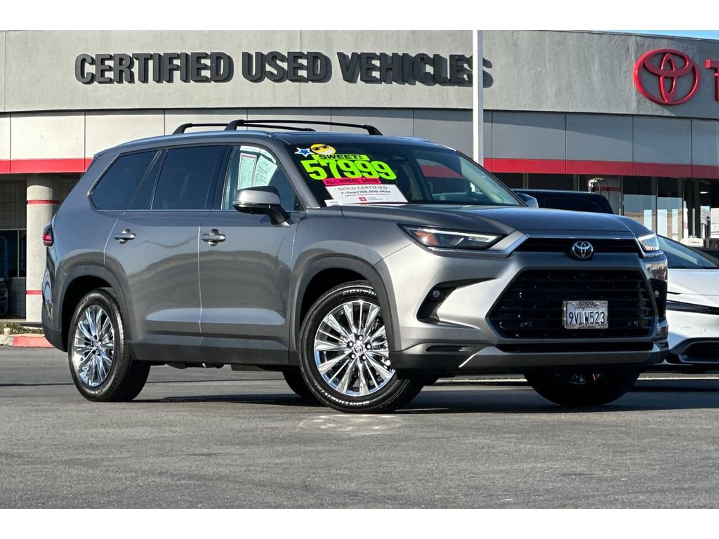 Certified 2025 Toyota Grand Highlander AWD image 2