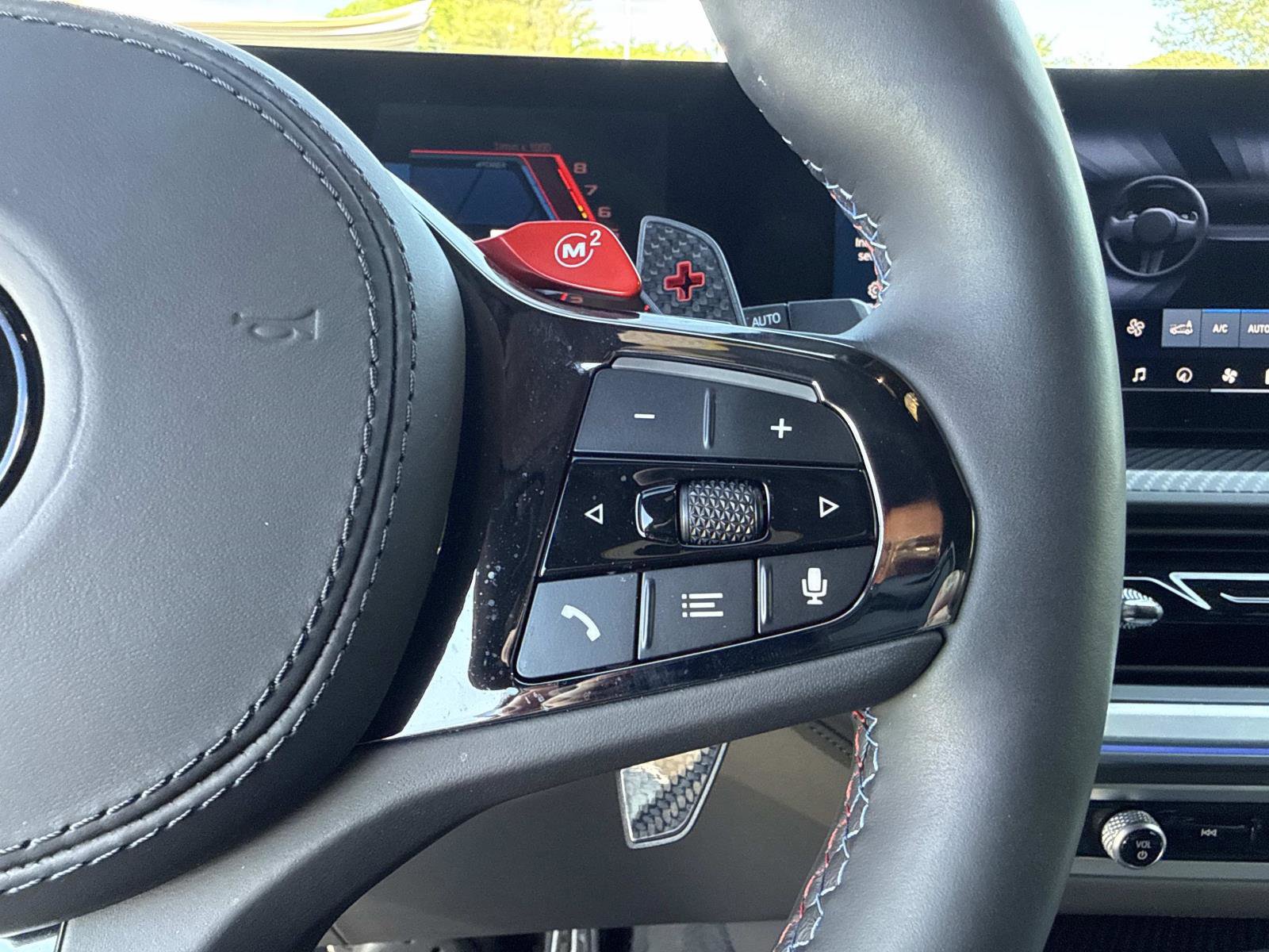 Used 2025 BMW XM image 34