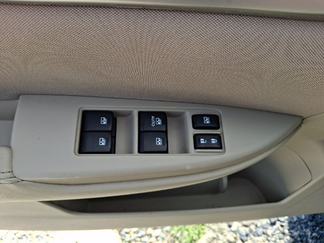 Used 2013 Subaru Outback 2.5i AWD/4WD image 21