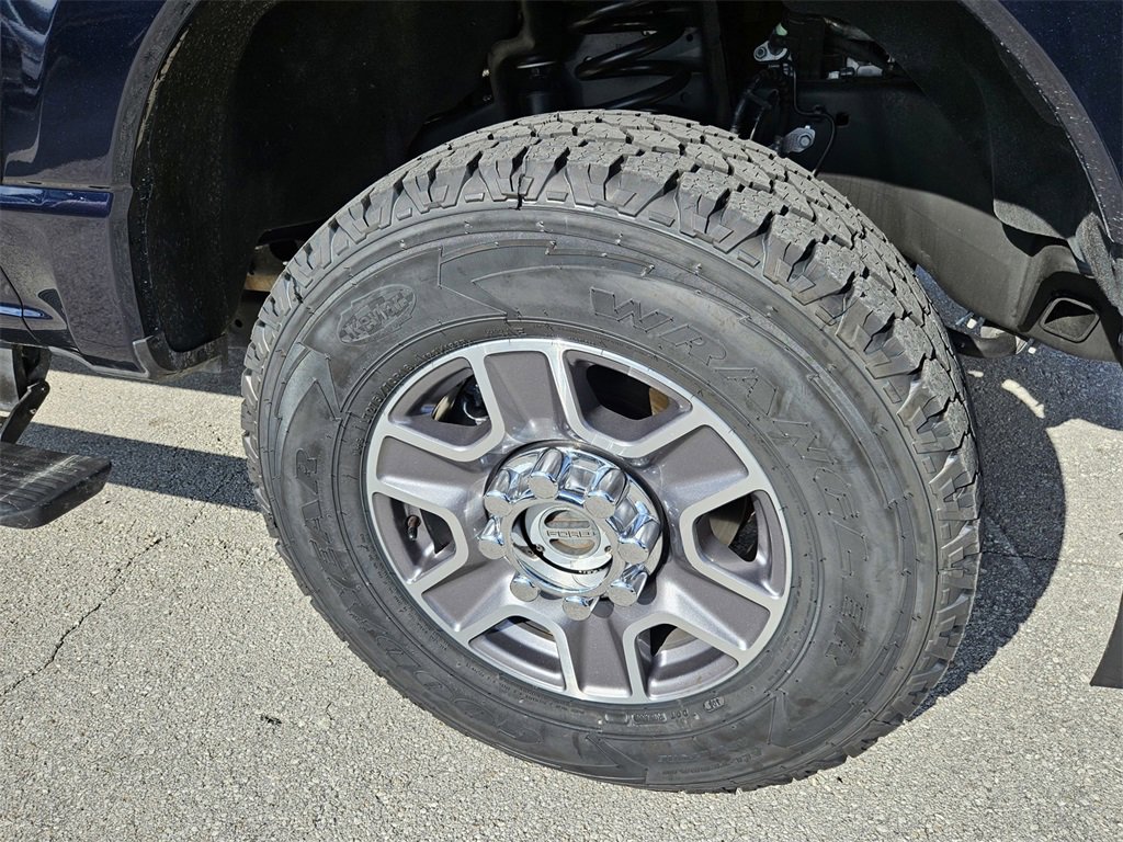 Used 2023 Ford F250 Lariat w/ Lariat Ultimate Package image 39