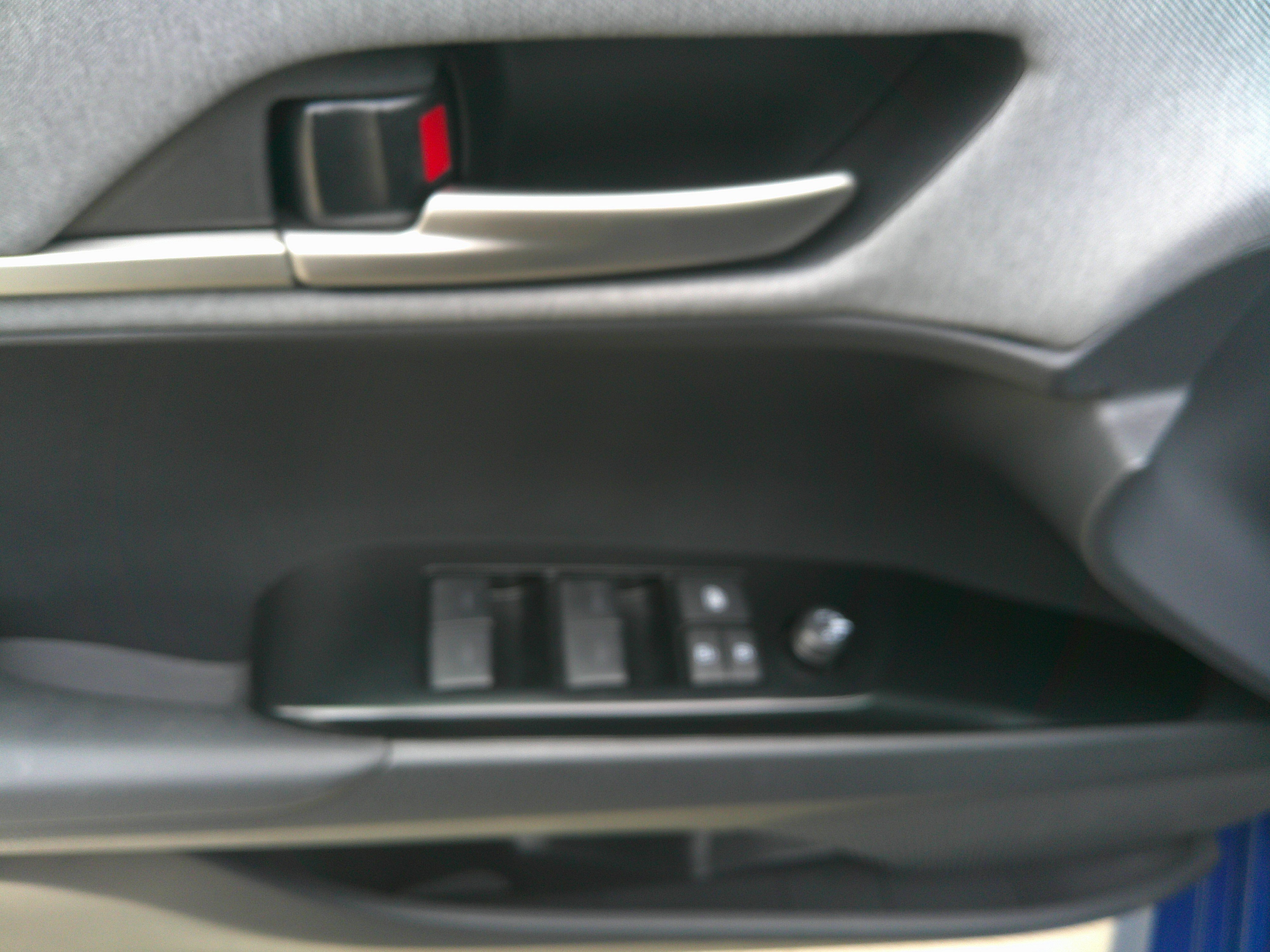 Used 2025 Toyota Camry LE image 18