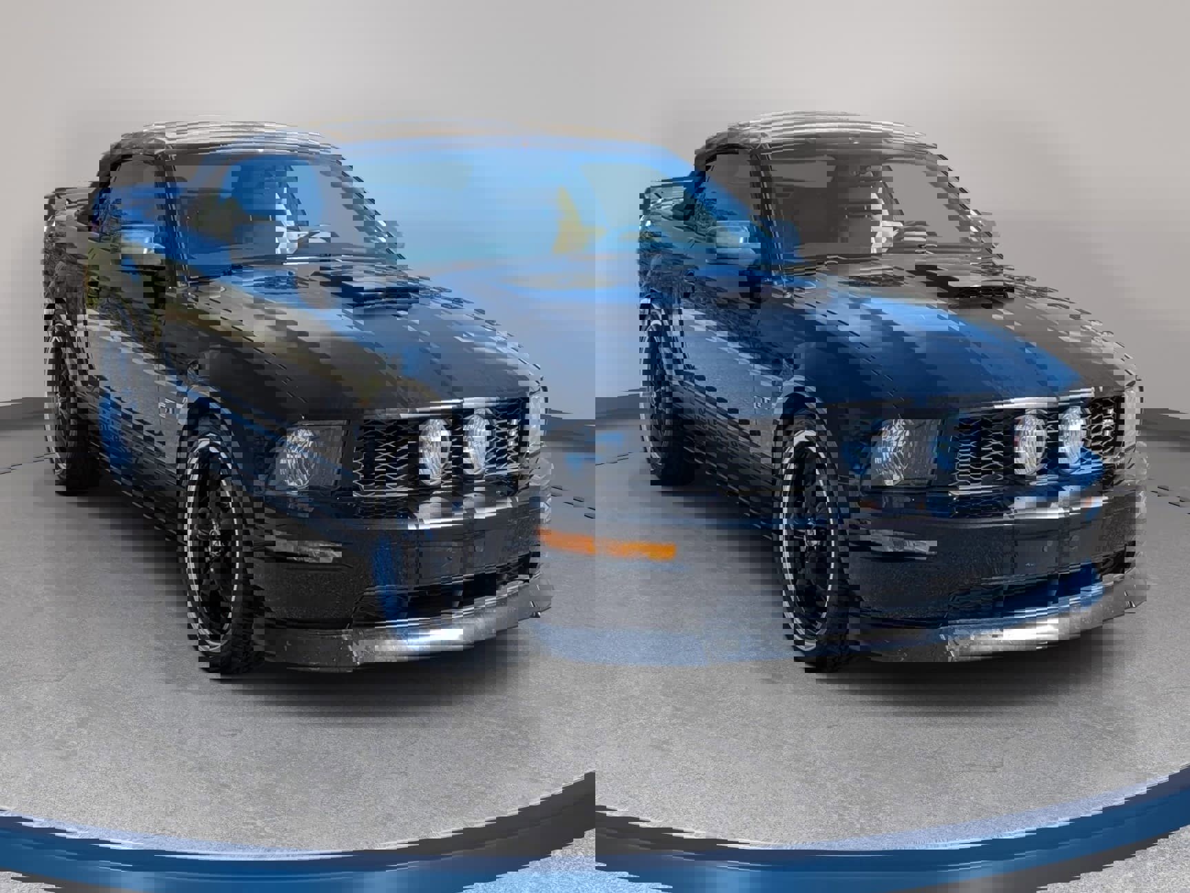 Used 2007 Ford Mustang GT image 3