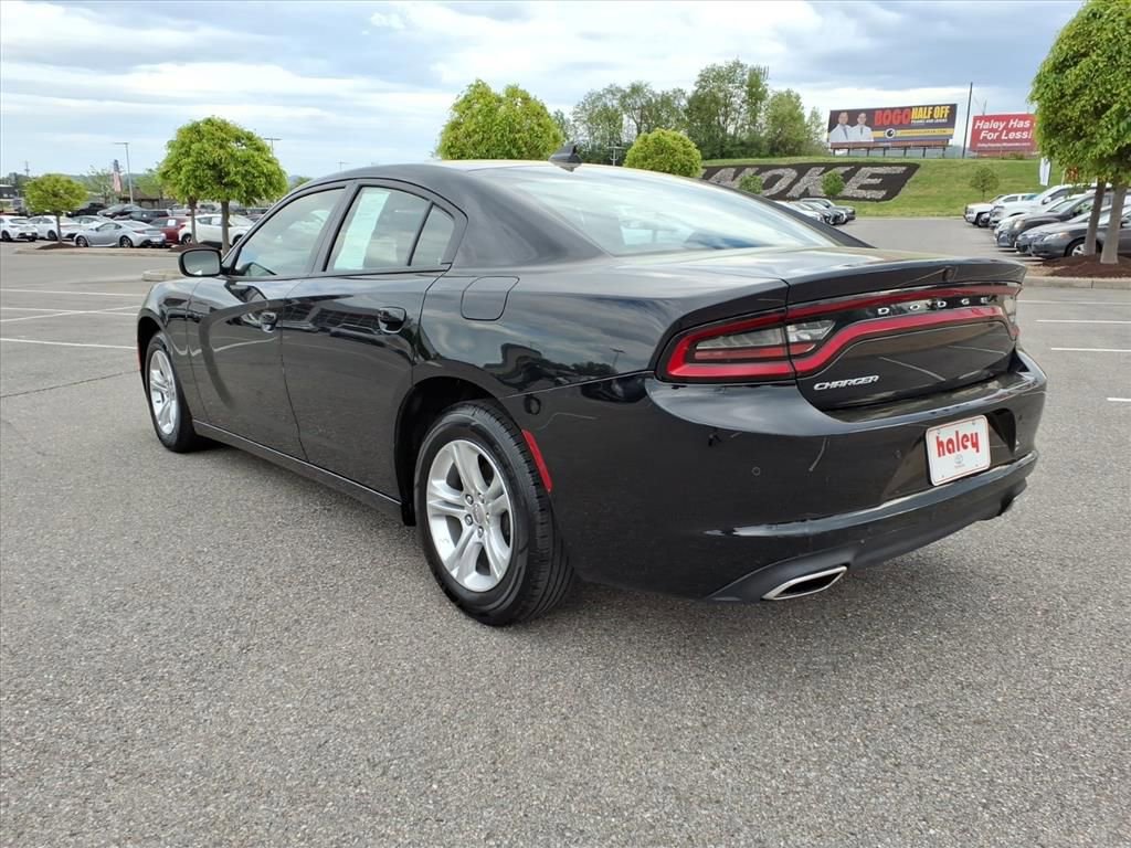 Used 2023 Dodge Charger SXT RWD image 7