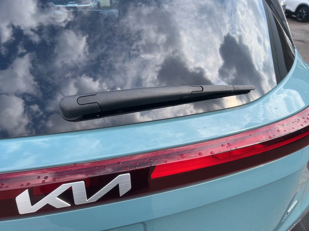 Certified 2024 Kia Seltos SX w/ SX Sunroof Package AWD/4WD image 38