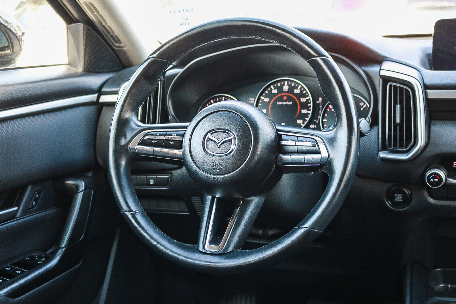 Used 2024 MAZDA CX-50 AWD 2.5 S w/ Select Package image 21