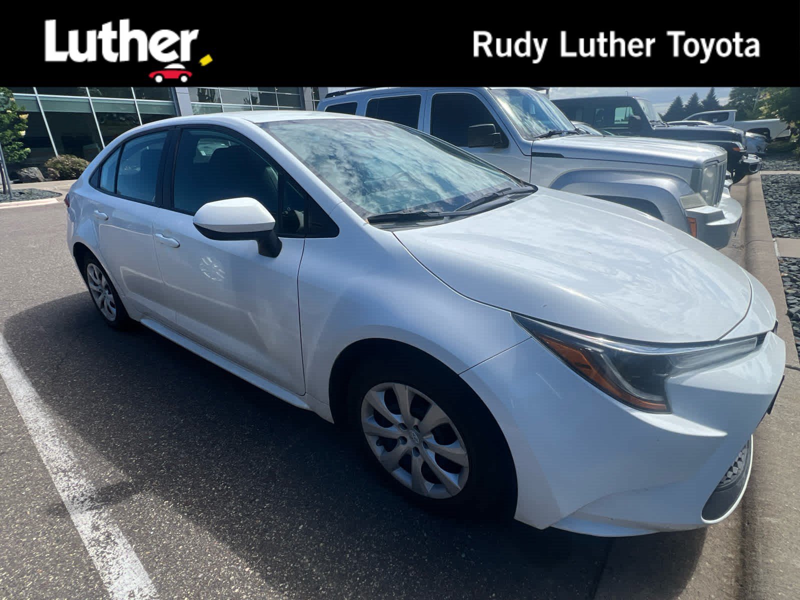 Certified 2021 Toyota Corolla LE FWD image 1