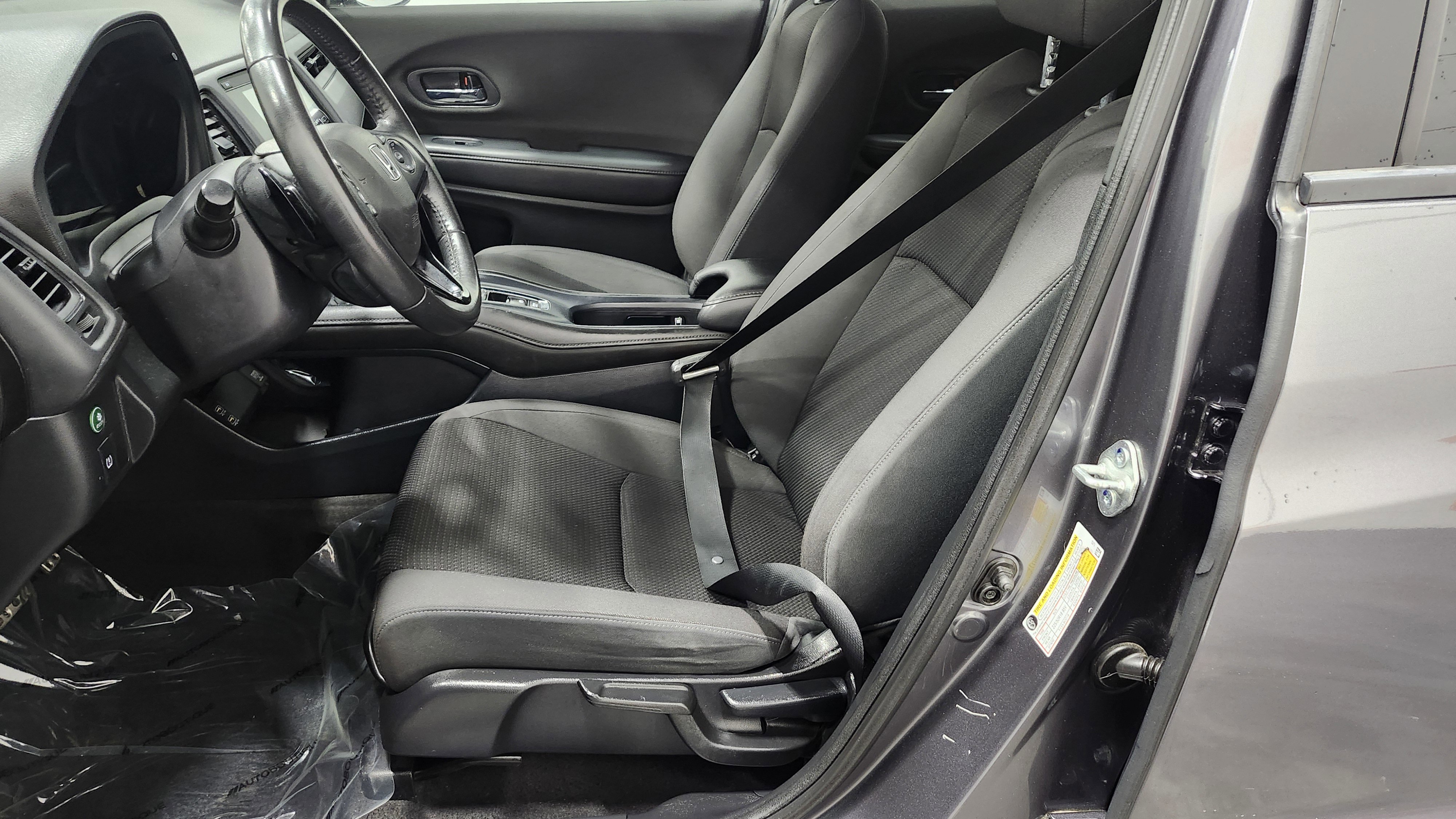 Used 2021 Honda HR-V Sport image 21