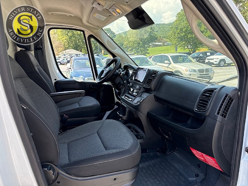 Used 2023 RAM ProMaster 2500 FWD image 10