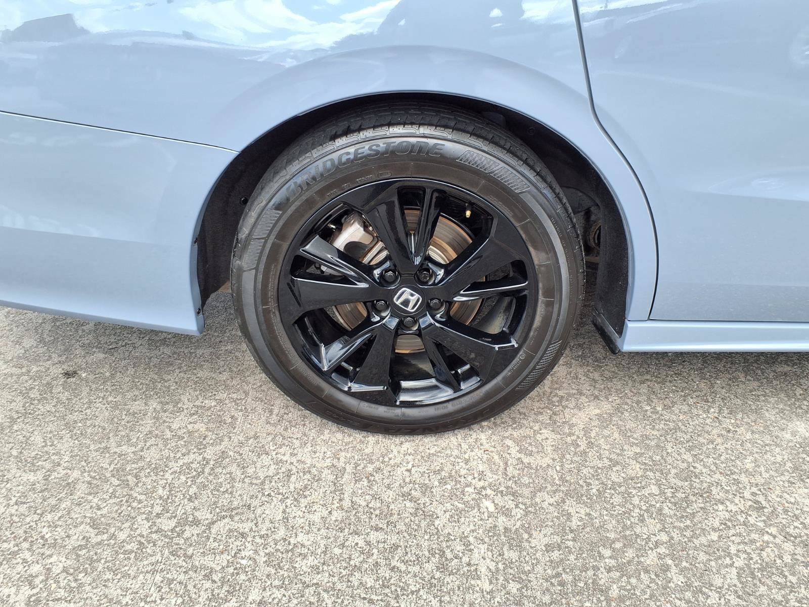 Certified 2024 Honda Odyssey Sport image 28