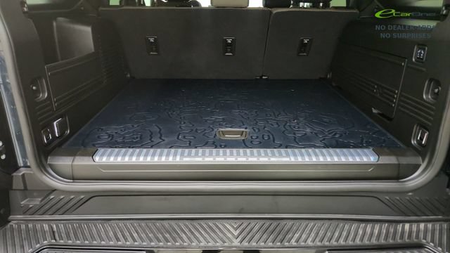 Used 2025 GMC Hummer EV 3X w/ LPO, Illumination Package AWD/4WD image 15
