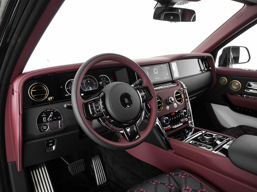 New 2026 Rolls-Royce Cullinan AWD/4WD image 18