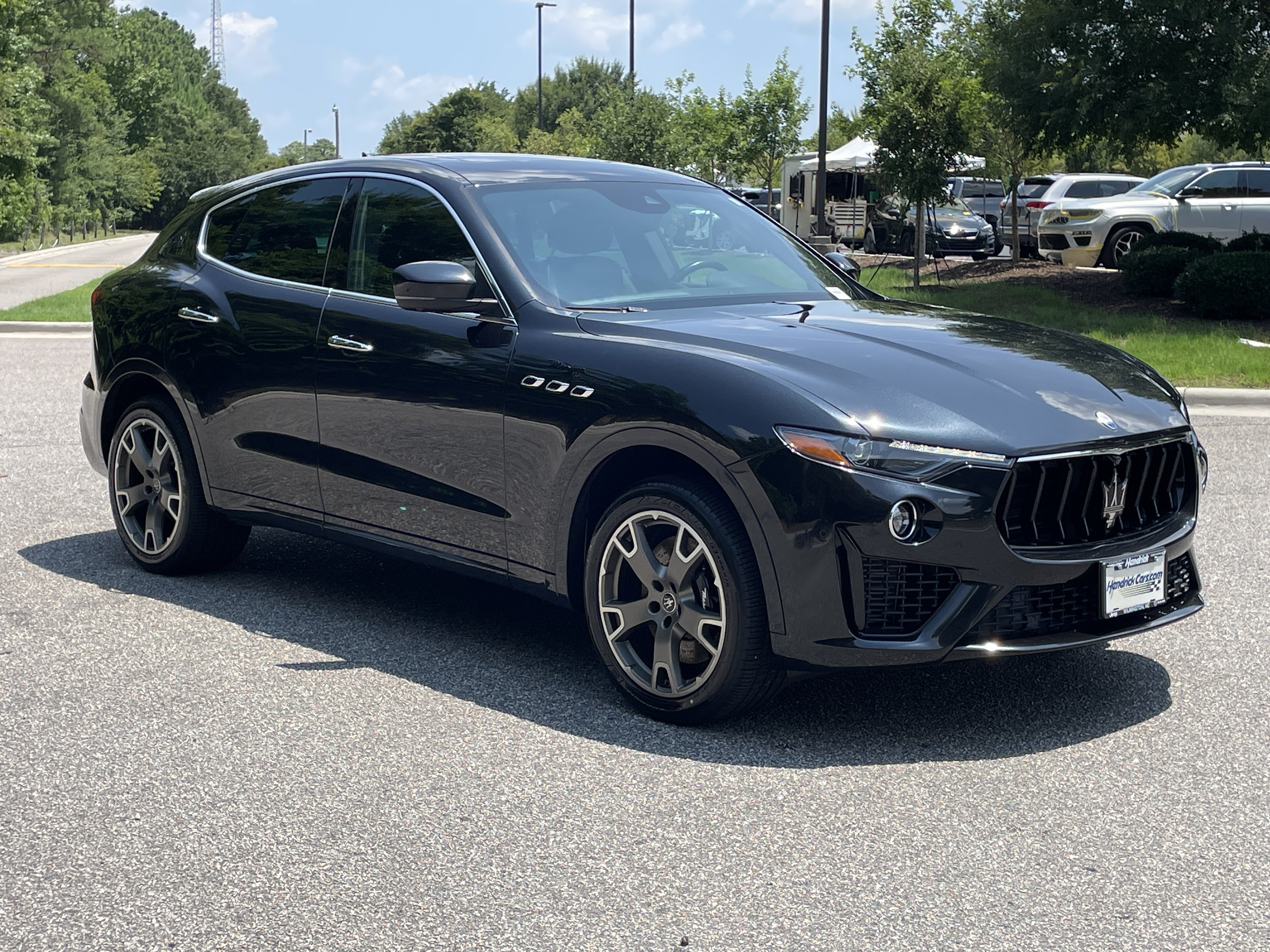 Used 2023 Maserati Levante Modena AWD/4WD image 2