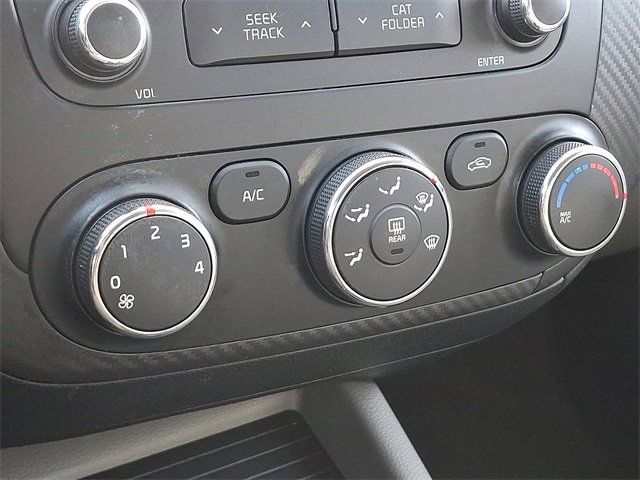 Used 2016 Kia Forte EX image 15