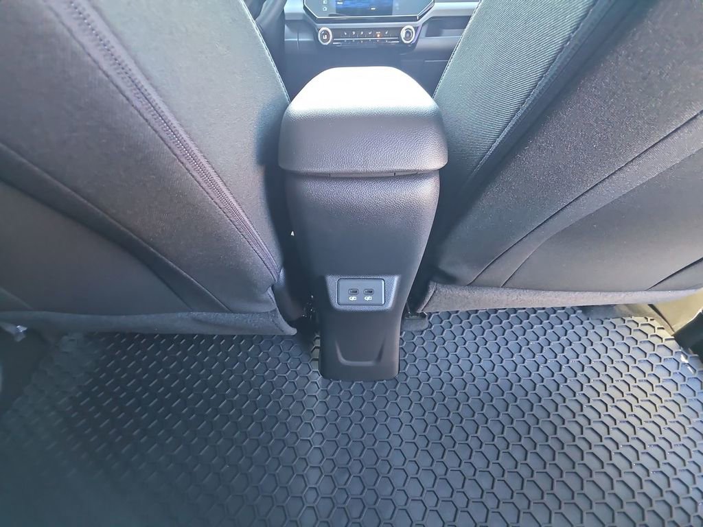 Used 2027 Chevrolet Bolt LT w/ Comfort Package FWD image 22