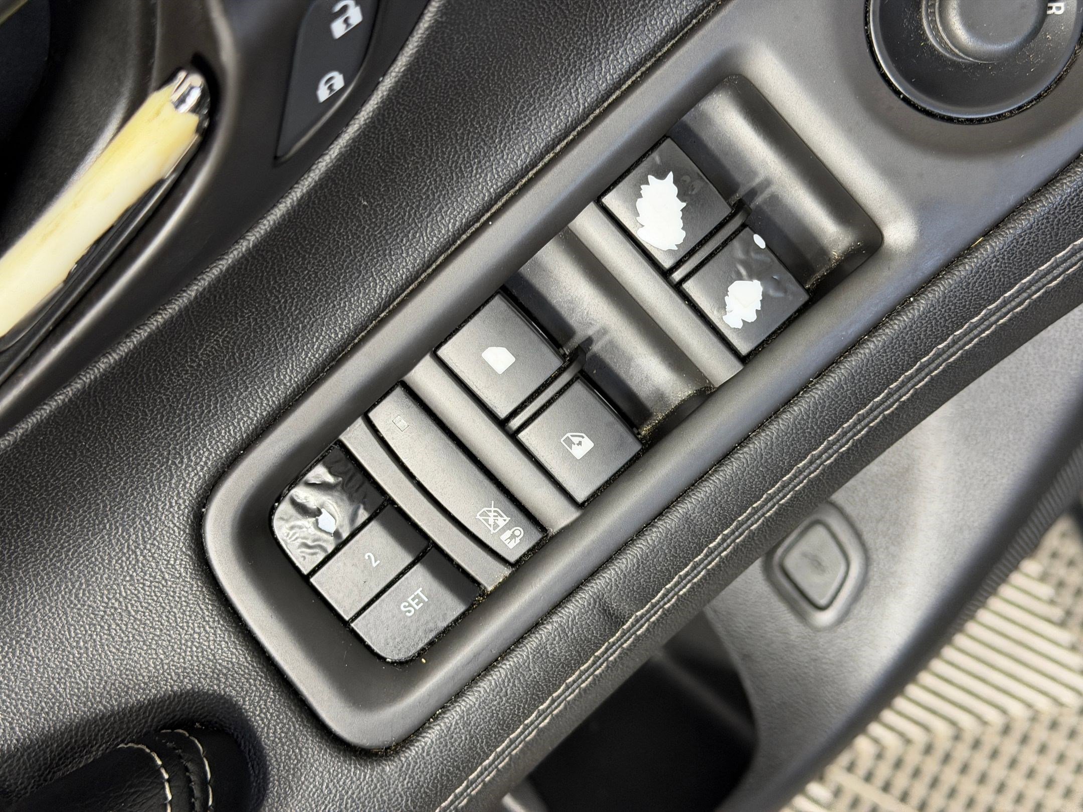 Used 2014 Buick LaCrosse Leather FWD image 23