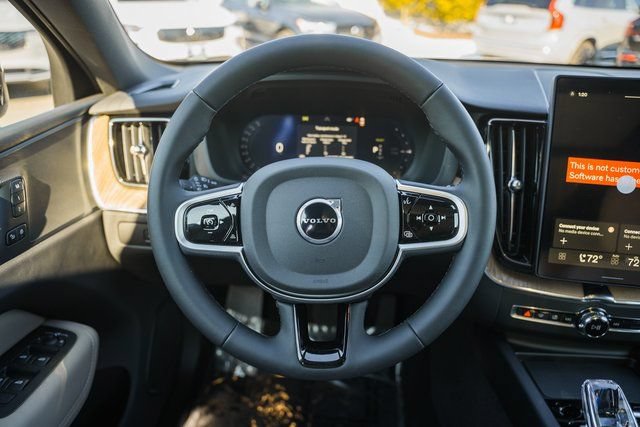Used 2026 Volvo XC60 T8 Plus AWD/4WD image 28