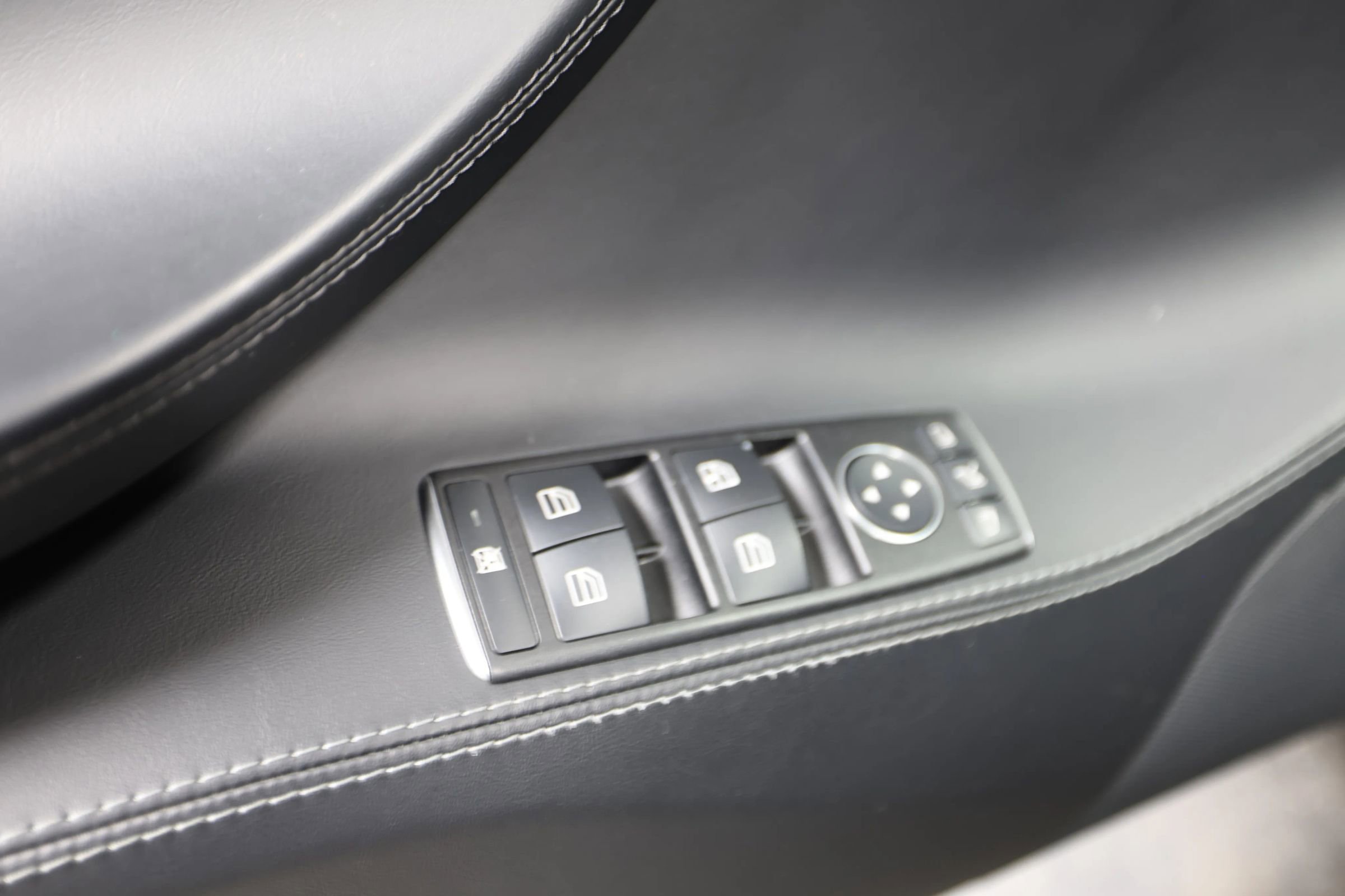 Used 2017 Tesla Model S 90D image 20