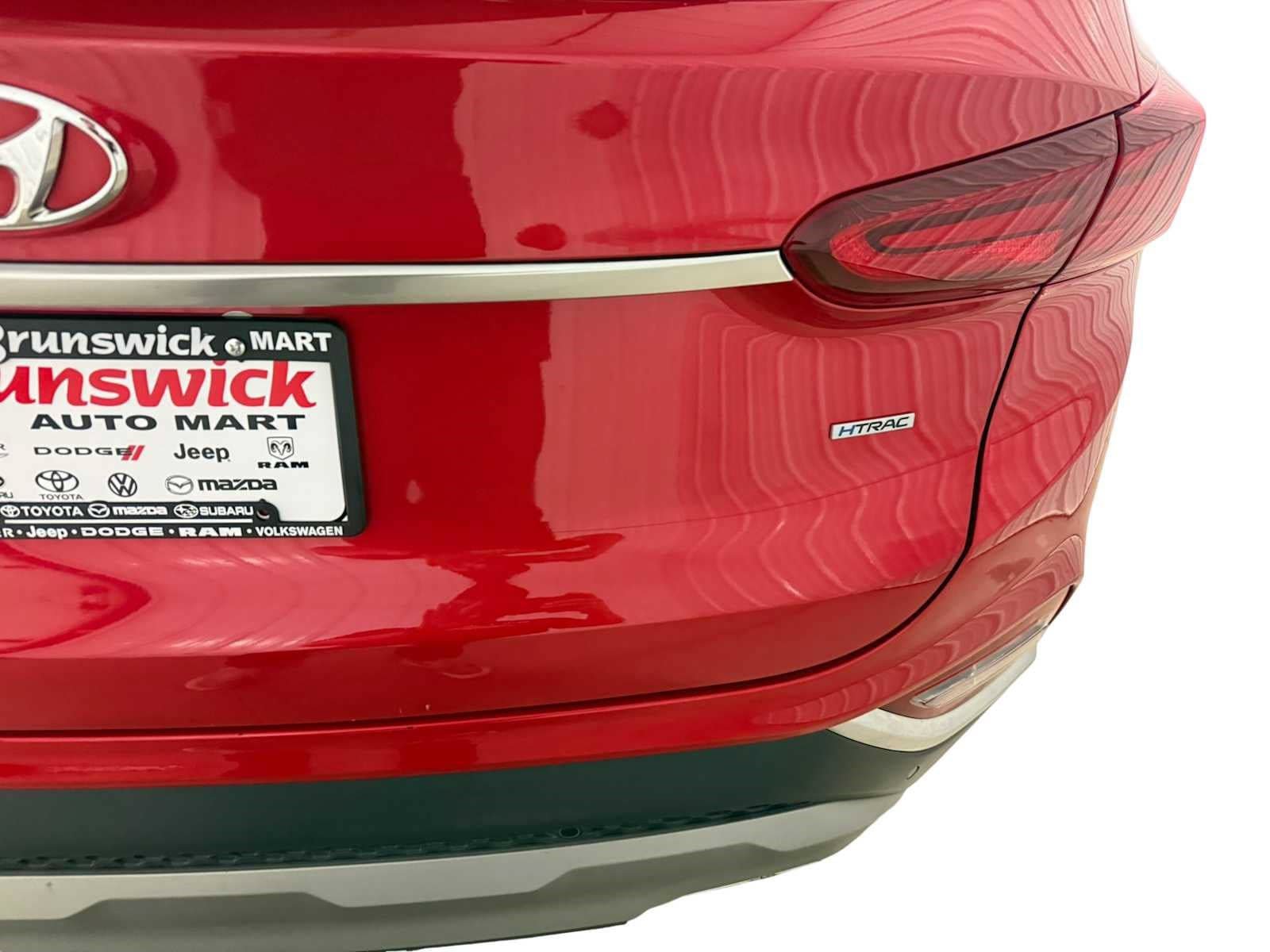 Used 2020 Hyundai Santa Fe SEL w/ Convenience Package AWD/4WD image 18