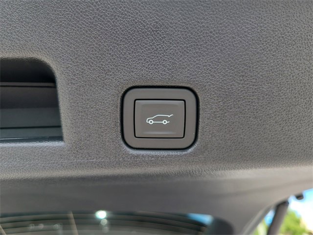 New 2026 Chevrolet Traverse LT w/ Midnight/Sport Edition image 11