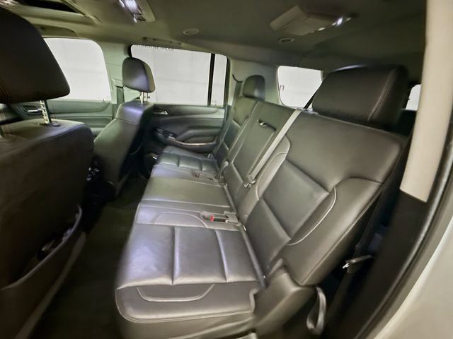 Used 2018 Chevrolet Suburban LT w/ LT Signature Package AWD/4WD image 28