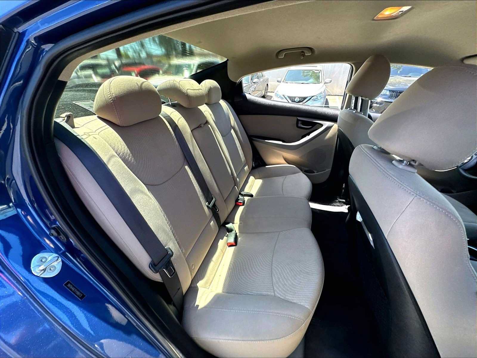Used 2015 Hyundai Elantra SE w/ Option Group 02 FWD image 28
