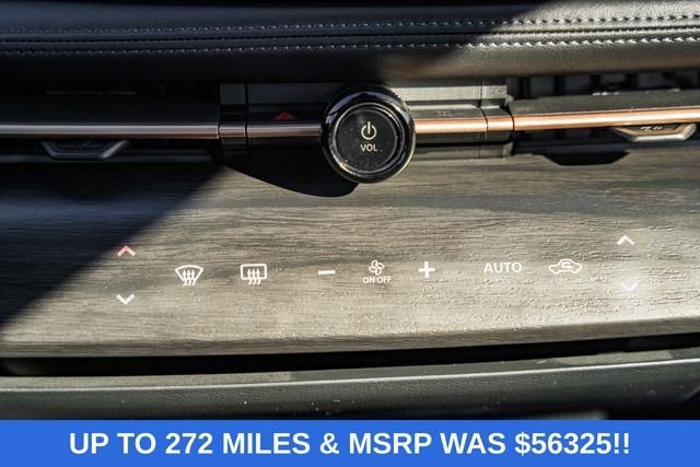 Used 2023 Nissan Ariya AWD image 24