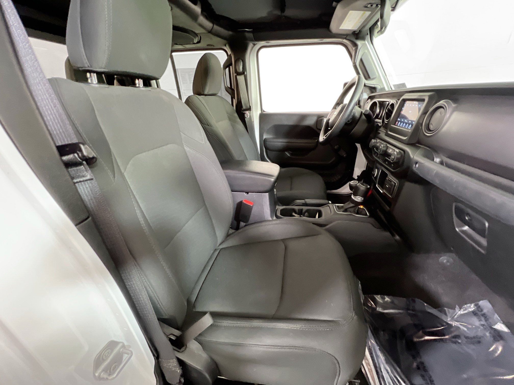Used 2023 Jeep Gladiator Sport AWD/4WD image 24