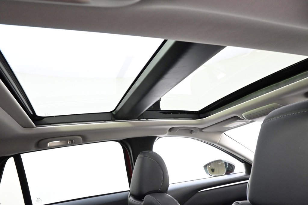 Certified 2025 MAZDA CX-50 AWD 2.5 S w/ Premium Package image 17