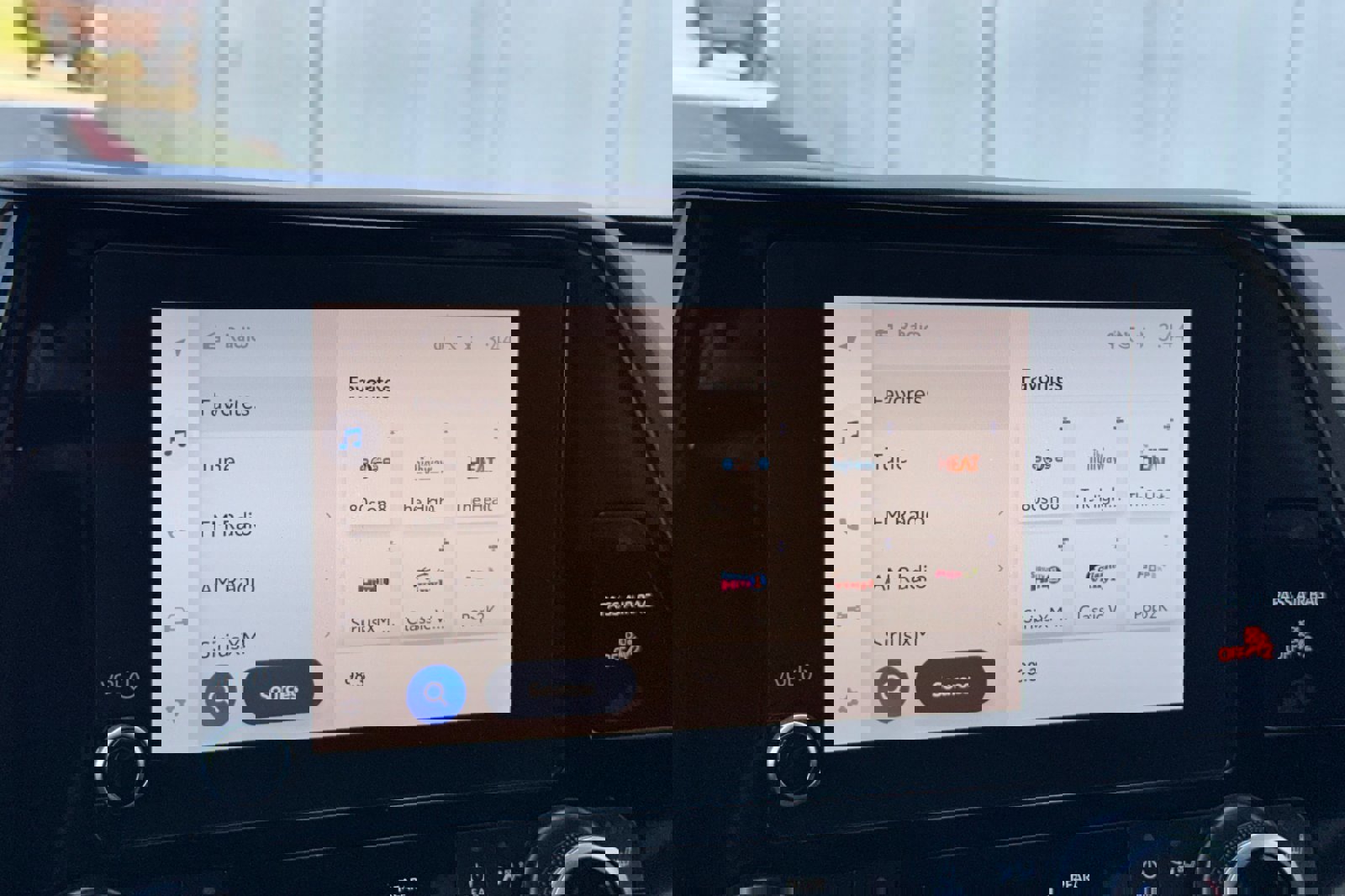 Used 2023 Toyota Highlander XLE image 24