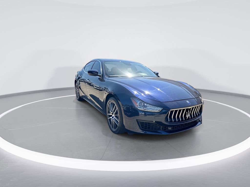 Used 2018 Maserati Ghibli S Q4 AWD/4WD image 2