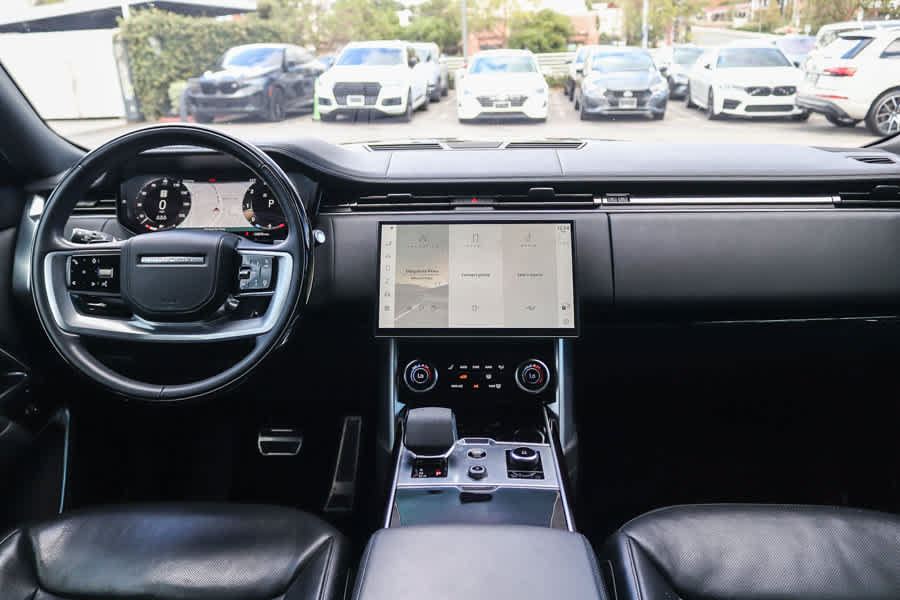 Certified 2023 Land Rover Range Rover SE AWD/4WD image 14