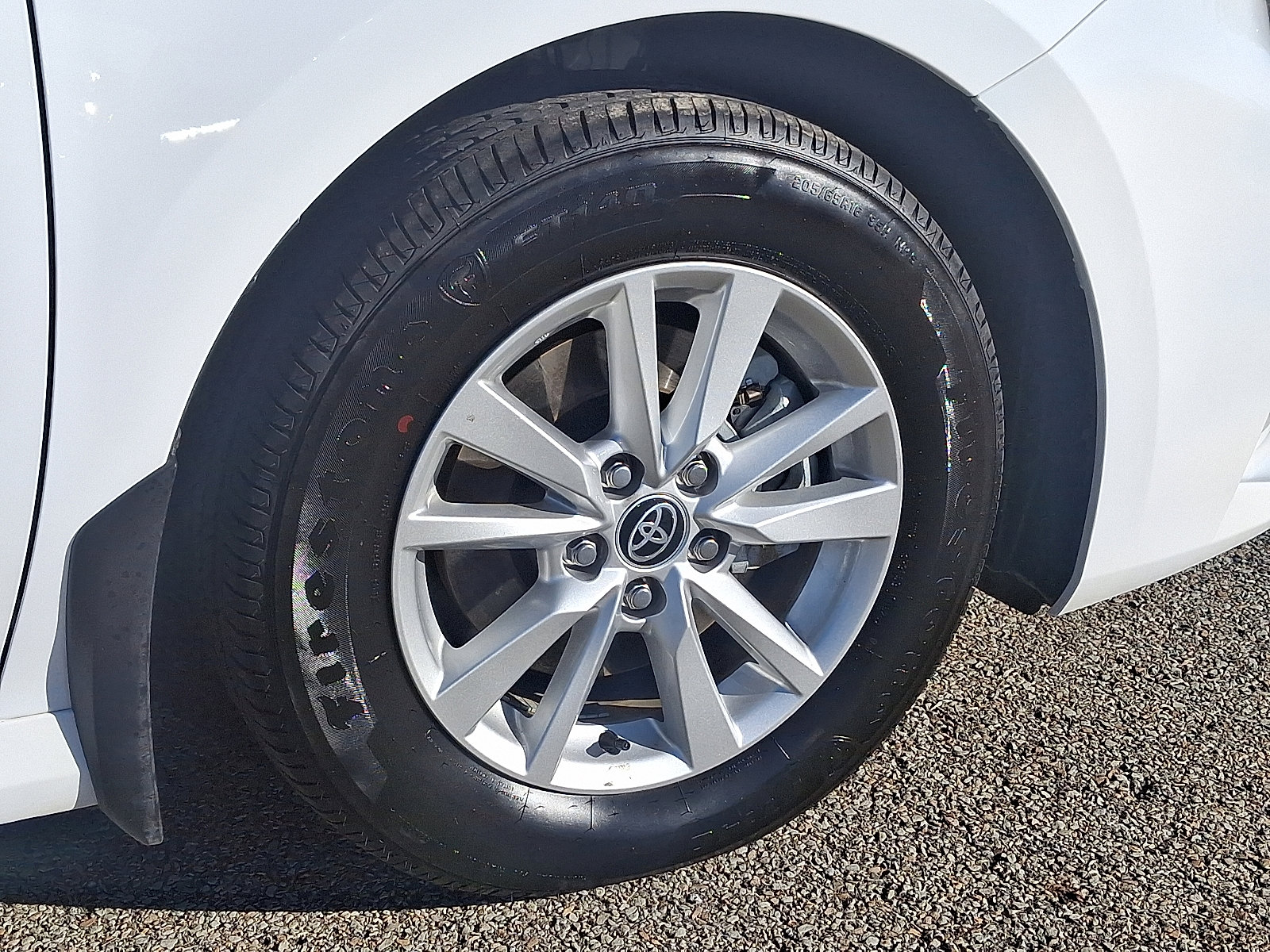 Certified 2025 Toyota Camry Hybrid image 8