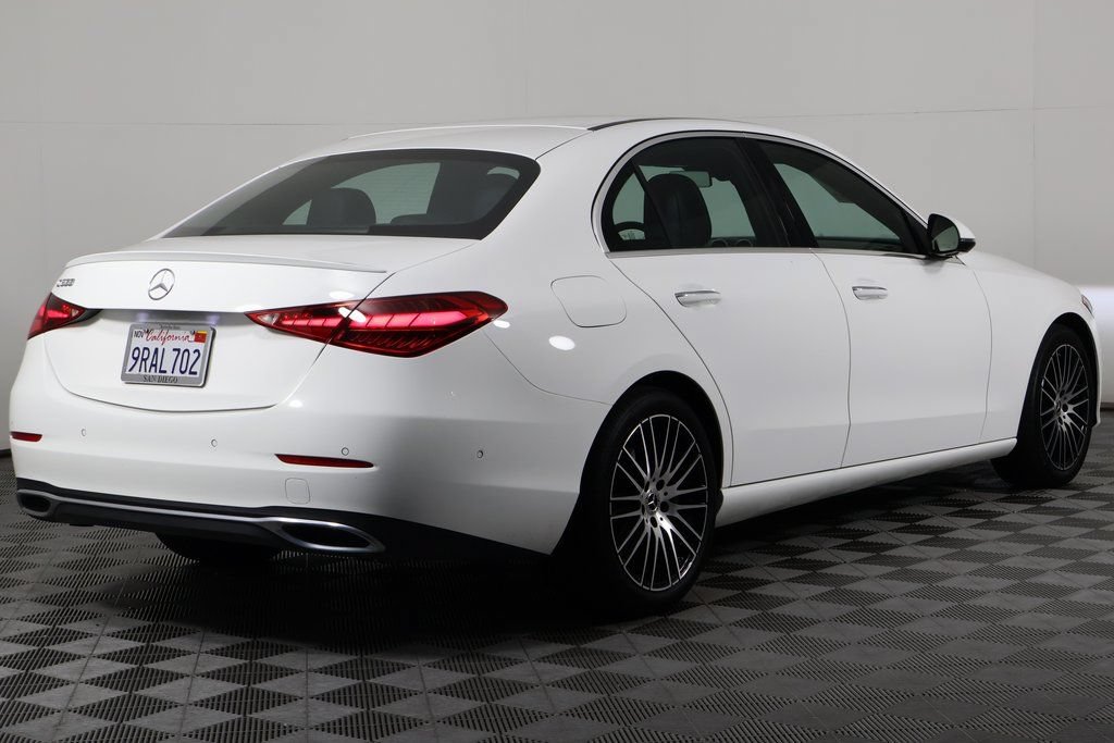 Used 2025 Mercedes-Benz C 300 Sedan image 4