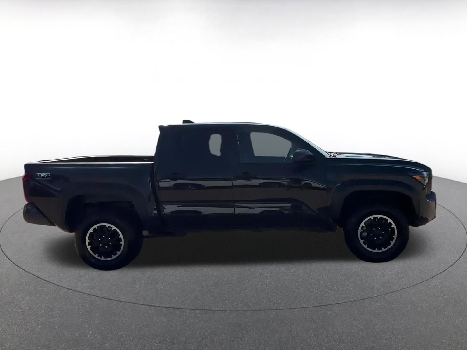 Used 2025 Toyota Tacoma TRD Off-Road image 15