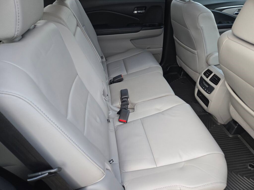 Used 2018 Honda Pilot EX-L image 8