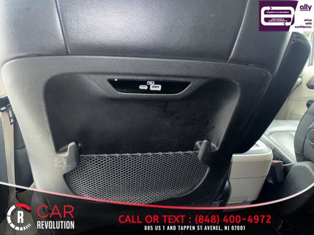 Used 2021 Chrysler Pacifica Touring-L image 34