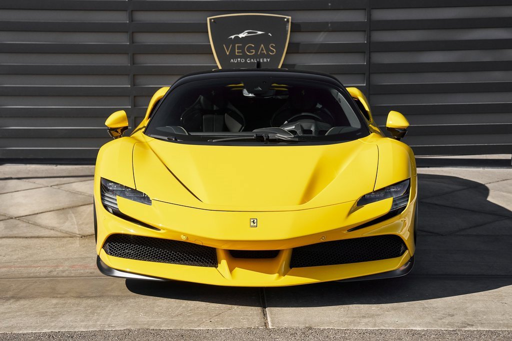 Used 2022 Ferrari SF90 Stradale image 15