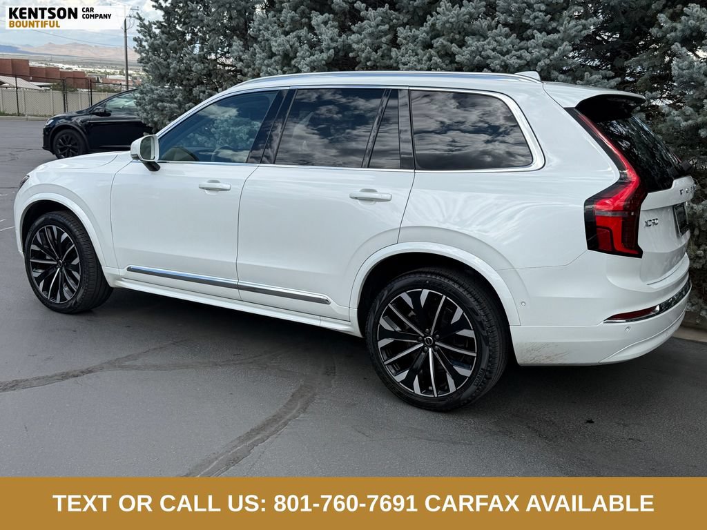 Used 2025 Volvo XC90 B5 Plus AWD/4WD image 4