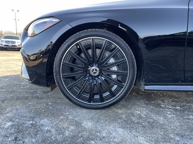 Used 2024 Mercedes-Benz CLE 450 4MATIC Cabriolet image 26