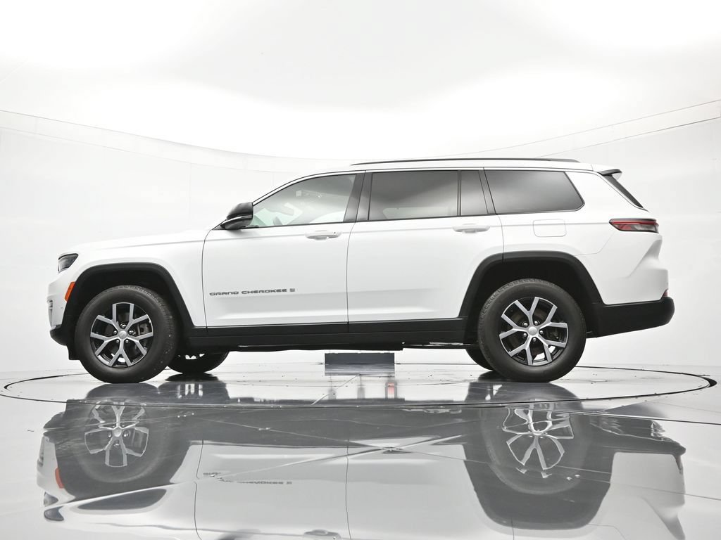 Used 2024 Jeep Grand Cherokee L Limited w/ Luxury Tech Group II AWD/4WD image 45