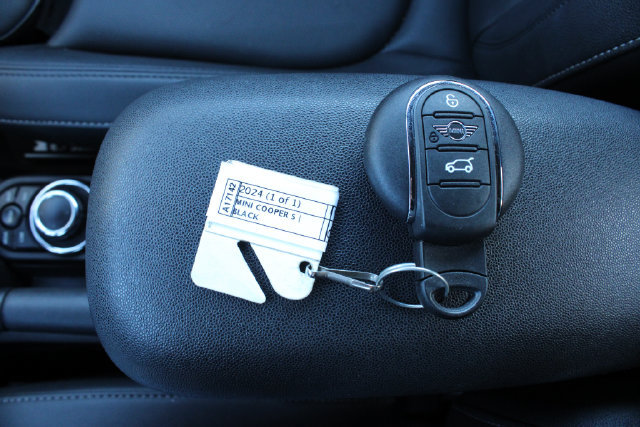 Used 2024 MINI Cooper S FWD image 27